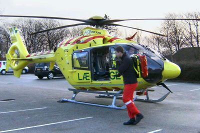 Helikopteren kunne vende hjem til Karup uden at være kommet i funktion, idet hotelgæsten kom med ambulancen til sygehuset i Herning. Privatfoto: Verner Lauritsen