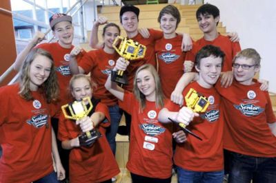 Flemming Hansen. Team Legoan fra Ung Herning, som i lørdags vandt First Lego Leagues skandinaviske finale.
