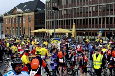 Henrik Ole Jensen. Herning 100-cykelløbet med start på Torvet