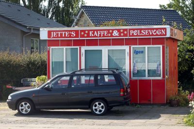 Flemming Hansen. Engang var kaffevognen på Viborgvej 40 et sted, der tiltrak mange småsultne herningensere. Men pølsevognen har nu været lukket i omkring 10 år