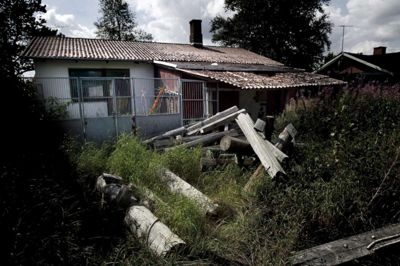 Henrik Ole Jensen. Rottefængere har været på besøg i ruinen på Myl. Erichsensvej 32. Ejerne ved ingenting om noget