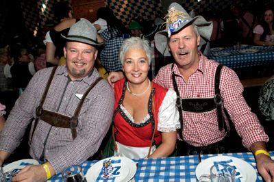 Henrik Ole Jensen. Niels Jespersen, Ida Baarts og Per Madsbjerg var også blandt de mange gæster ved det første og totalt udsolgte Bierfest-arrangement i Brande.