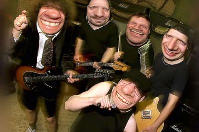 PR-foto. Back in Black kommer til Brande og leverer som sædvanlig kopinumre af AC/DC