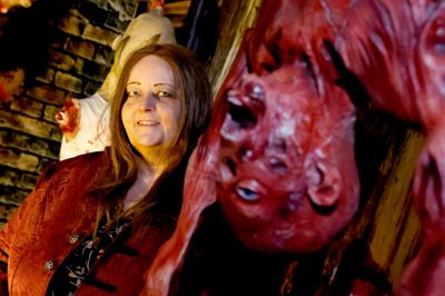 Pia Fagerlund Vøgg går hvert år all-in på halloween med sit »haunted house«.