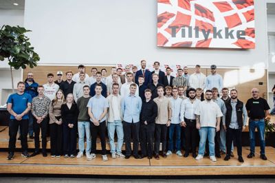 Holdet af nyuddannede tømrersvende oktober 2025 - Herningsholm Erhvervsskole & Gymnasier.