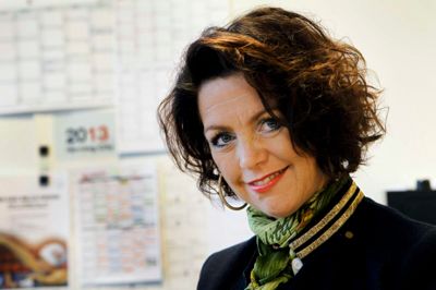 Citychef Annette Hansen Hindkjær glæder sig over, at Herning Kommune bakker op om planerne om en legeplads på Torvet, og så lever hun med, at pladsen er gjort 25 kvadratmeter mindre efter en naboprotest. ?Foto: Flemming Hansen