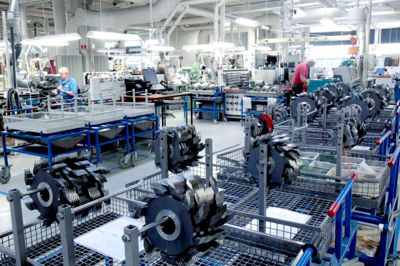 Kyocera Unimerco oplever vækst indenfor blandt andet bilindstrien, og det er med til at øge antallet af lokale arbejdspladser. ? Foto: Henrik Ole Jensen