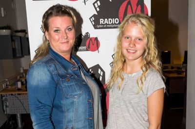 Amalie Krogh Jensen (t.h.) sammen med Louise Krogh Hald Thuesen. Foto: PR-Foto