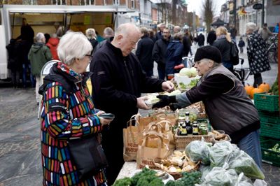 Der var godt gang i handelen. ?Foto: Flemming Hansen