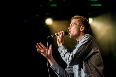 29-årige Anders Hornshøj Laugesen arbejder som lærer på Det Jyske Musikkonservatorium i Aalborg, hvor han selv er uddannet med hovedfag i sang og korledelse. Han er netop kommet hjem fra en turné i Tyskland, hvor han har givet koncerter sammen med vokalgruppen Postyr. ?Foto: Andreas Krause