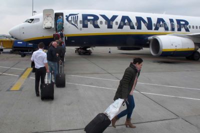 Det irske lavprisflyselskab Ryanair rykker til foråret ind i Københavns Lufthavn og åbner i løbet af 2015 i alt 13 ruter derfra - blandt andet til Milano og London. ?POlfoto