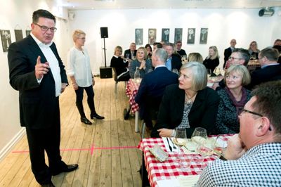 Ægteparret Hanne Birgitte og Anders Grøndahl kan opleves i Herning i begyndelsen af september, hvor de gæster Pedersbæk på Silkeborgvej. ?Foto: Tom Laursen