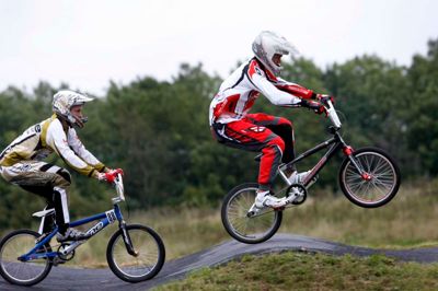 BMX-banen i Ikast ønskes forbedret, så klubben fremover kan være med i puljen, når banesynsudvalget afgør, hvilke baner,, der skal have de helt store løb. ?Foto: Flemming Hansen
