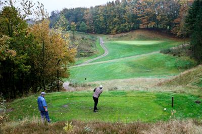 Ikast Golf Klub arrangerer velgørenhedsturneringen »Slå et slag« for kræftramte. Foto: Flemming Hansen