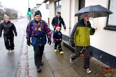 I går løb årets Julemærkemarch af stabelen, og deltagerne var klædt godt på i det råkolde vejr. Foto: Tom Laursen