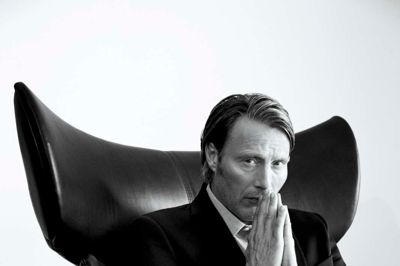 Skuespilleren Mads Mikkelsen giver god reklame for BoConcept. ?PR-foto