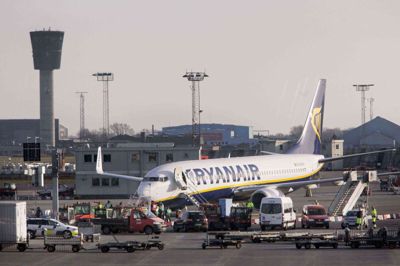 Omkring 50 personer aktionerede i onsdags mod flyselskabet Ryanair. ?Polfoto