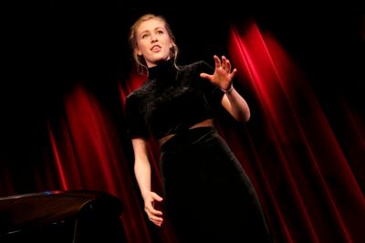Matilde Zeuner fra Herning, som snart vil kunne ses i Fame i MCH Herning Kongrescenter, satte et smukt punktum for semifinalekoncerten.