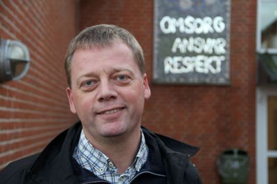 Der er tilknyttet to faste engelsklærere på det internationale valghold på Engesvang Skole, men skoleleder Claus Bredahl Sørensen kan heller ikke lade være med at blande sig lidt ind i mellem. ?Foto: Rasmus Viuff
