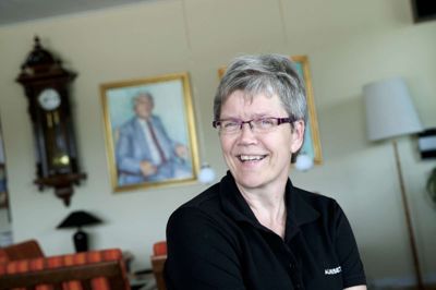 Alhuset rykker en dag til Herning for at være med i Off Road-festivalen tirsdag 11. september. Doris Nielsen fortæller, at Alhuset får plads i den tidligere Thiele-forretning midt på gågaden. ? foto: Flemming Hansen