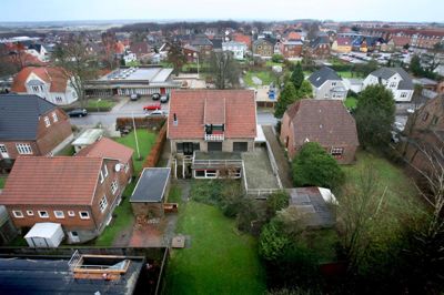 Det bliver dyrere at være husejer i Ikast-Brande Kommune fremover. Lidt over 1000 kroner ekstra indtil 2018 skal der betales i den såkaldte grundskyld. ?Arkivfoto