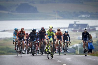 Cyklerytterne drøner Danmark rundt i disse dage. Foto: Polfoto