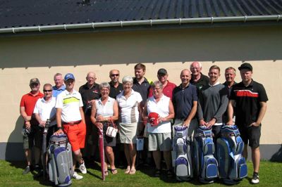 Her ses alle præmiemodtagere fra Carlsberg Masters. Det er Hreinn Gunnar Gudmundsson som står nummer fire fra venstre. ?PR-foto
