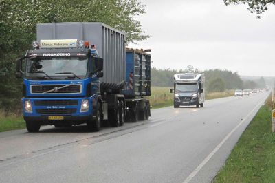 Den længe ventede 2+1-vej på den trafikerede strækning mellem Herning og Ringkøbing er ifølge viceborgmester Søren Elbæk (S) med i den trafikplan, Socialdemokratiet går til valg på. ?Foto: Ole Skydt