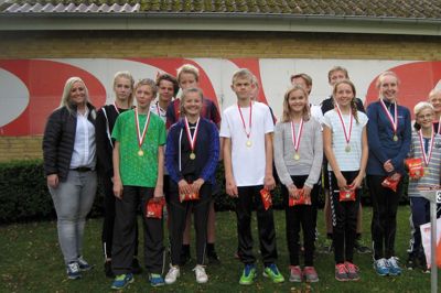 En del elever fik sig en medalje hjem i forbindelse med Kampen om det gyldne Kompas. ?Privatfoto