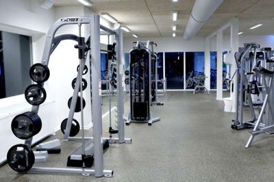 Træningen kommer både til at foregå i Krydsfeltets fitnesscenter, men også i resten af huset søndag 31. januar, hvor DGI har arrangeret en helt ny fitness-event. Deltagerne får mulighed for at prøve kræfter med aktiviteter som kræver både muskler og kondition. ?foto: jonas møller Jensen