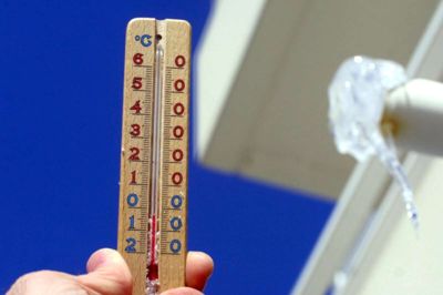 Der er koldt mandag morgen - helt ned til -10 grader. Men så bliver det lunere igen. Foto: Colourbox