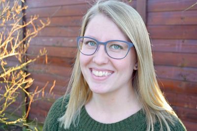 Diana Østegård arbejder til hverdag sammen med sin mor, som har en dagpleje med ni børn. De går begge meget ind for udelivet og bruger derfor det meste af deres tid med børnene uden for. Foto: Privatfoto