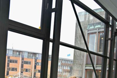 Jette Søndergaard fra Herning Kommunes afdeling for Forretningsudvikling vil personligt have en stor del af æren, når sociale investeringer og partnerskaber inden for nogle år forhåbentlig bliver en succes i Danmark. Det mener den uafhængige tænketank Mandag Morgen. ? Foto: Herning Kommune