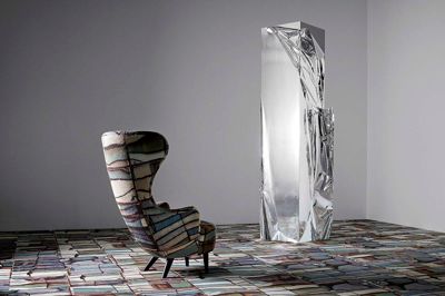 Tæppekollektionen her er en af de syv designs, som Tom Dixon har skabt. Den hedder »Blur« og ifølge designeren udtrykker den »de forvrængede afspejlinger af byen (London, red.) i flygtige stykker vand«. ?Foto: Egetæpper
