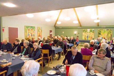 80 deltagere var i går til højskoledag i Alhuset, hvor der var foredrag, samvær og god mad. ?foto: Flemming B. Johannesen