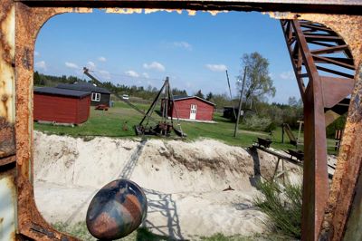 Søby Brunkulsmuseum ligger midt i det særprægede landskab, hvor brydning af brunkul forvandlede området til et månelandskab af sandtipper og søer. En ny handlingsplan for området vil gøre det nemmere for interesserede også at komme på tur ud i de tidligere brunkulslejer.? foto: tony brøchner