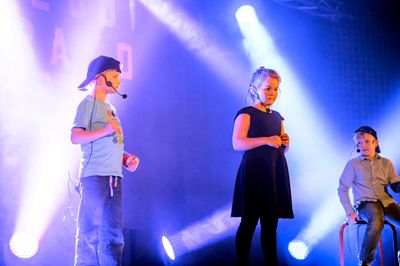 Igen i år er Kibæks børn fra SFO'en og klubben klar til at give den gas i Kibæk Krydsfelt til MGP. Billedet er fra sidste års show.??? ?foto: Jørn Deleuran