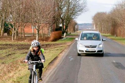 Der er mange trafikanter på Kongevejen - både dem på to hjul og dem på fire. Højt på ønskesedlen hos borgerne i Vorgod-Barde står en cykelsti på strækningen. ? Foto: Privatfoto