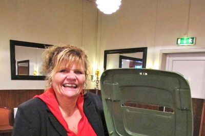 Jeg håber tendensen fortsætter, siger Linda Nielsen (S), som er formand for beskæftigelsesudvalget i Ringkøbing-Skjern Kommune.