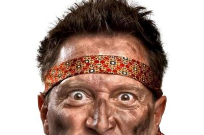 Per Helge tager gas på djøficeringen fredag aften. ?pr-foto