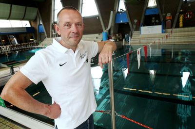 Michael Hinge stopper som sportschef i Herning Svømmeklub om to uger og skifter til et nyt job hos DGI Østjylland. ?Foto: Flemming Hansen