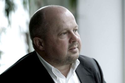Peder Hornshøj, direktør i Bravo Tours, fortæller, at man ikke så anden udvej end at fyre en destinationschef, som omtalte på Facebook, at han havde et privat tæskehold. Det var efter alt at dømme blot en kæk kommentar uden hold i virkeligheden, men den mulige skade for Bravo Tours' omdømme kunne ledelsen ikke acceptere. ?Foto: Henrik Ole Jensen