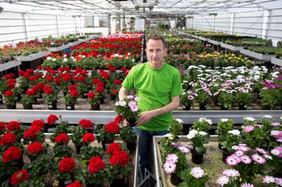 Mogens Lindvig, mangeårig indehaver af Lindvig Greenhouse i Vildbjerg, tiltrådte mandag aften posten som formand for borgerforeningens bestyrelse. ?Foto: Tom Laursen