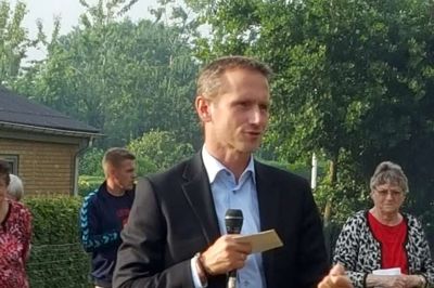 Kristian Jensen til sankthansfest i aftes i Feldborg. ?privatfoto