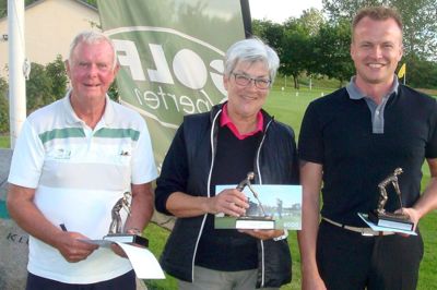 Årets uofficielle kommunemestre: Fra venstre er det Kjeld Obel (c-rækken), Åse Frølund (b-rækken) og Lasse Hyldgaard (a-rækken). Privatfoto