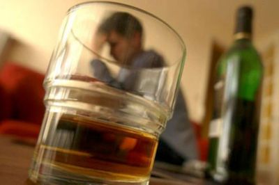 Der er gode muligheder for at få hjælp, hvis man har problemer med at styre indtaget af alkohol. ?pr-foto