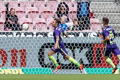 Vaclav Kadlec scorede to af FCMs tre mål hjemme mod Silkeborg i søndags. Gentager han og holdet succesen på søndag mod Brøndby? Kom med dit bud på kampens resultat på aoh.dk/resultatet. Foto: Jørn Deleuran