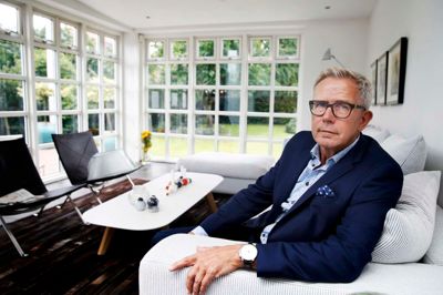 Herningenseren Viggo Mølholm er blevet en velhavende herre efter salget af familievirksomheden BoConcept. En del af pengene kan komme i spil til at hjælpe nye virksomheder i gang. ?Foto: Flemming Hansen