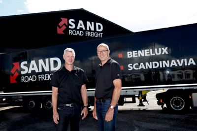 Palle Korsholm Villadsen (t.v.) og Frode Holm var begge med til at starte Sand Road Freight i 2009 og kan se tilbage på en udvikling, som har været bedre, end de havde turde håbe på. ?Foto: Henrik Ole Jensen