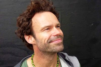 Komikeren Mick Øgendahl har både gak, løjer og lidt alvor med i sit nye onemanshow, som kommer til Herning sidst i oktober. ? Foto: Palle Heering Nielsen